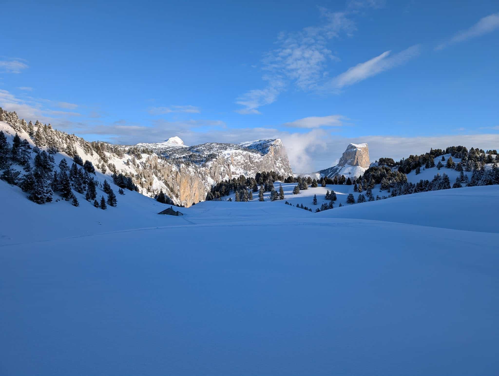 trek dans le Vercors, en hiver avec un guide Grand Angle