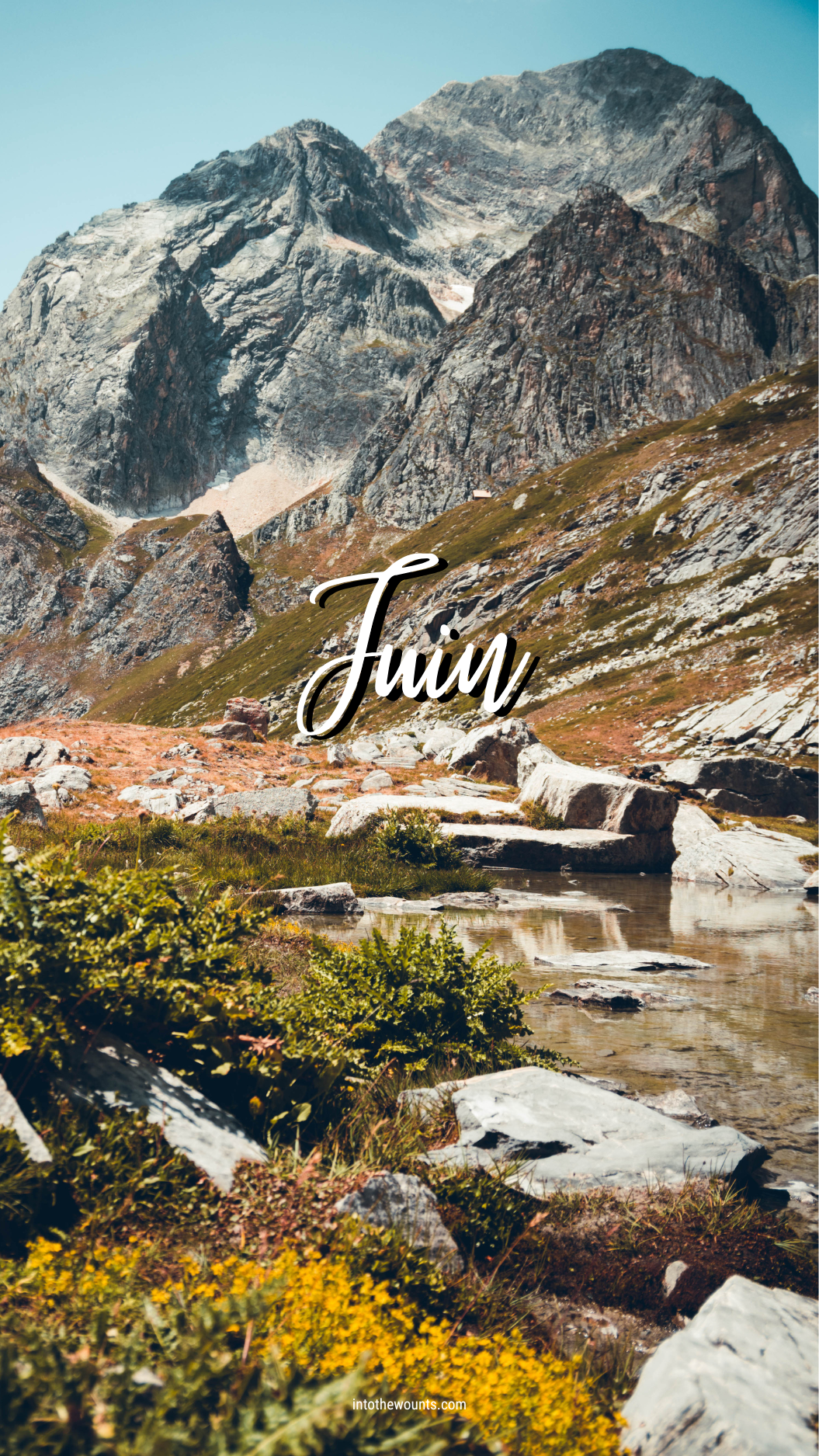 Fonds d'écran pour téléphone et ordinateur, avec et sans calendrier pour le mois de juin 2026. Thème montagnes / été